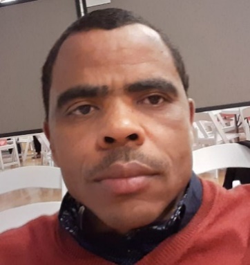 Prof Samje Moses